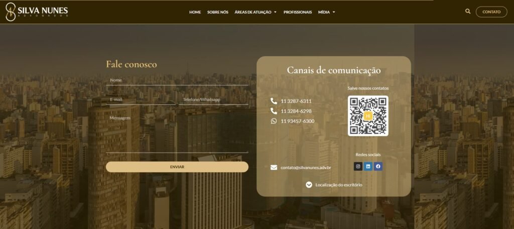 Rodapé do site Silva Nunes com formulário de contato para envio de mensagens, incluindo campos para nome, e-mail e mensagem, além de ícones de redes sociais e informações de contato